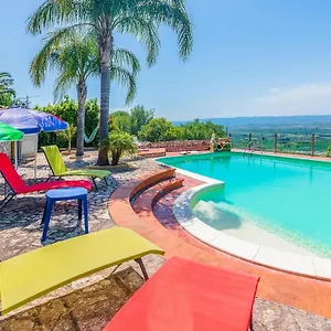 Hébergement de vacances Casetta Con Piscina Fra Catania E Siracusa, Lentini